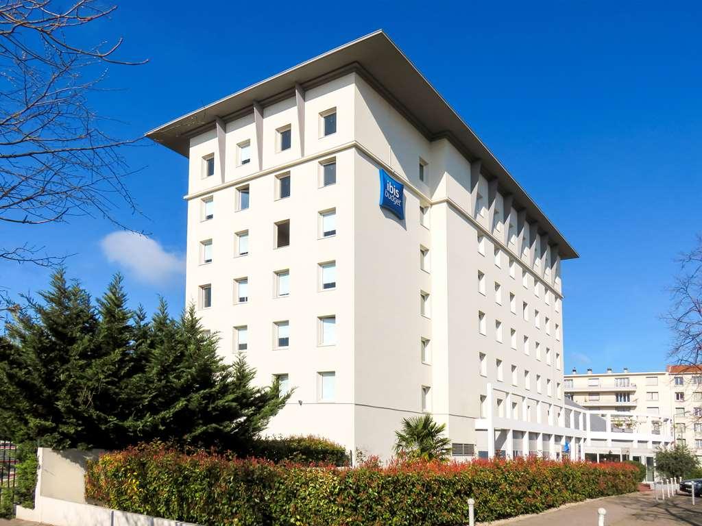 Ibis Budget Lyon Вильорбан Екстериор снимка