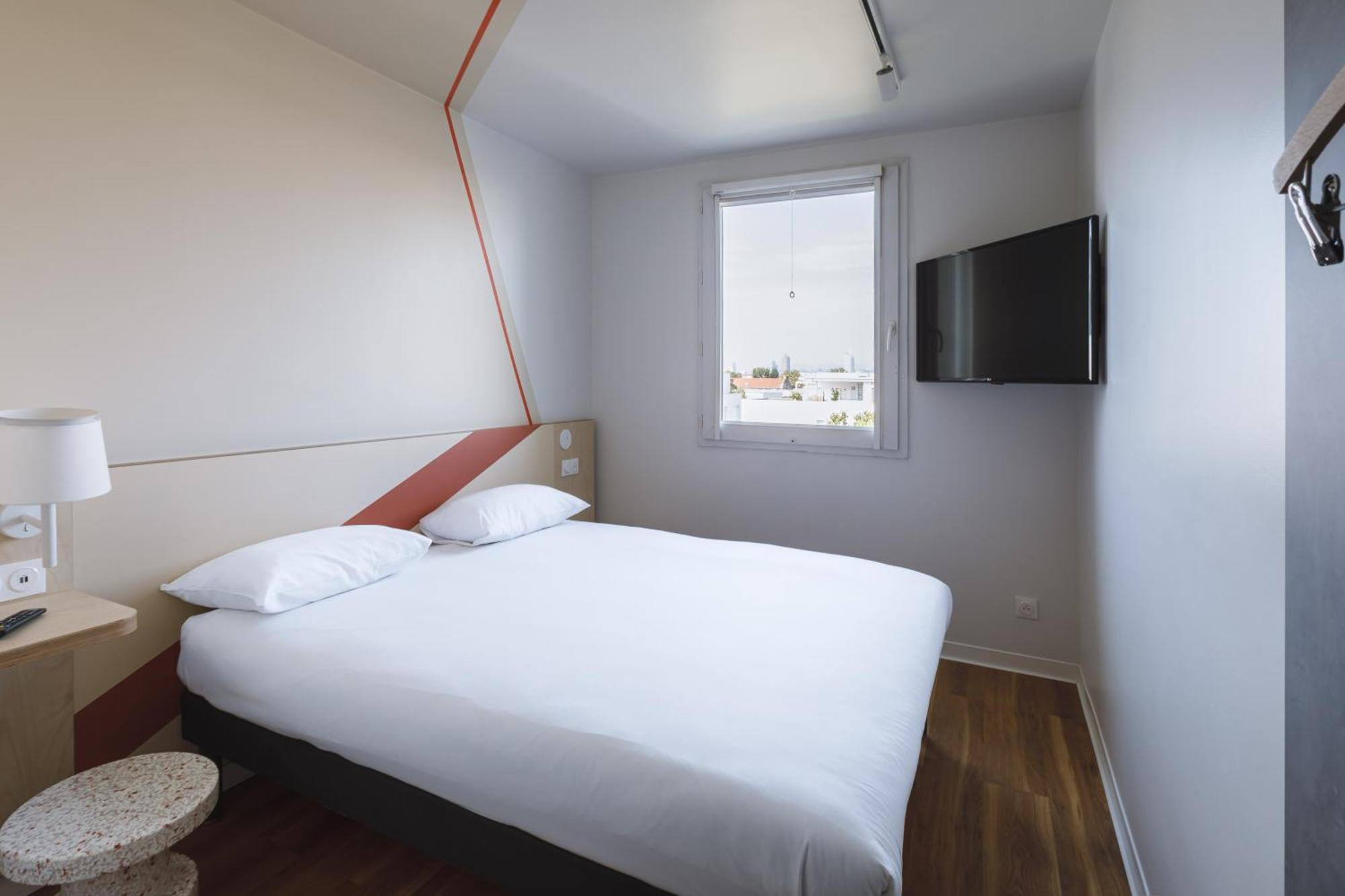 Ibis Budget Lyon Вильорбан Екстериор снимка