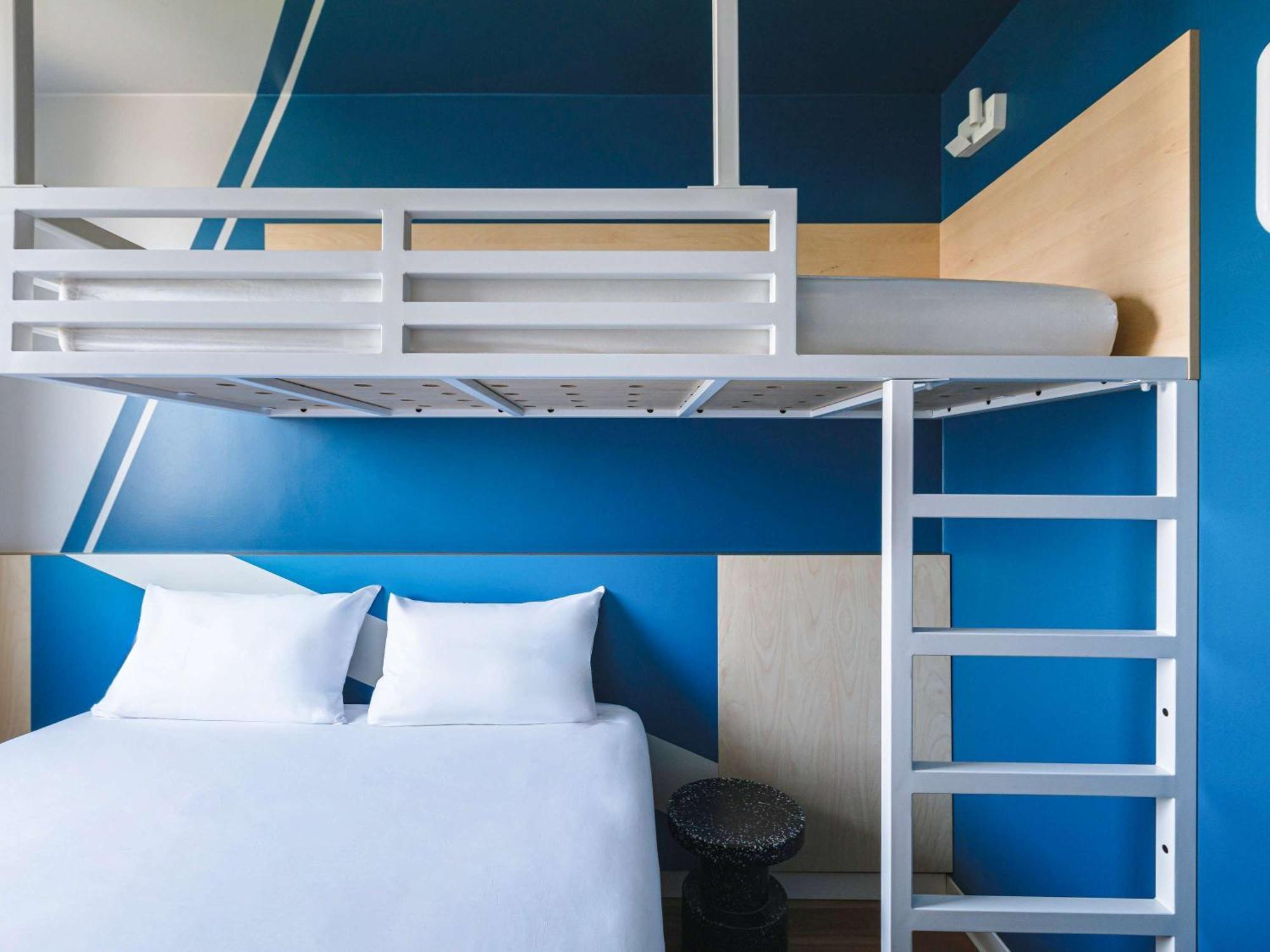 Ibis Budget Lyon Вильорбан Екстериор снимка