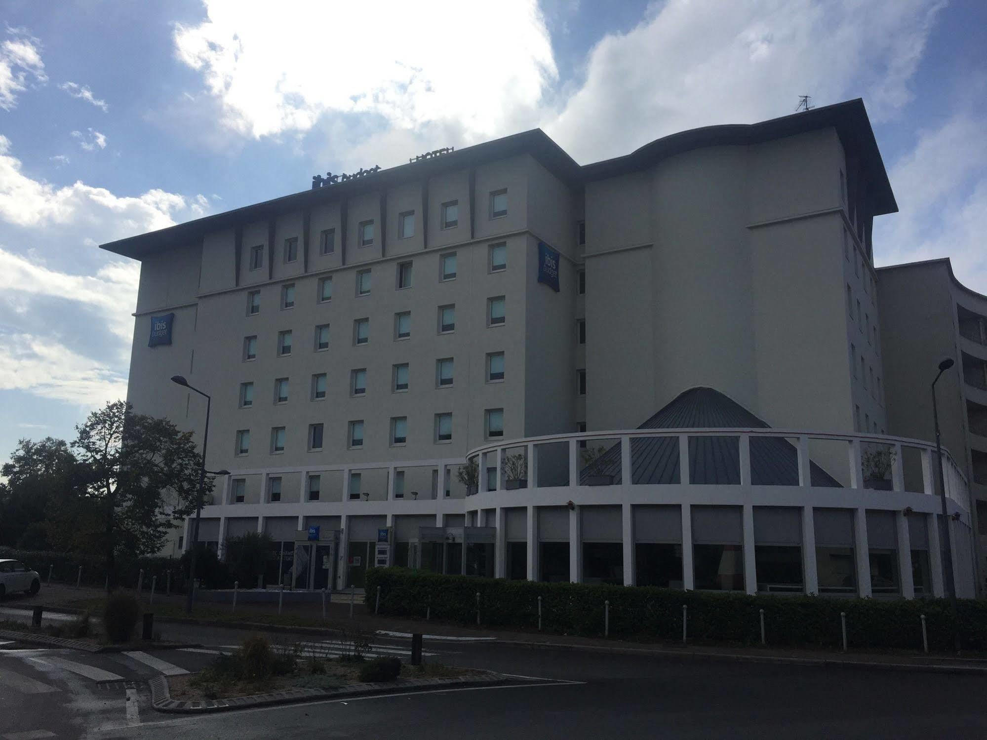 Ibis Budget Lyon Вильорбан Екстериор снимка